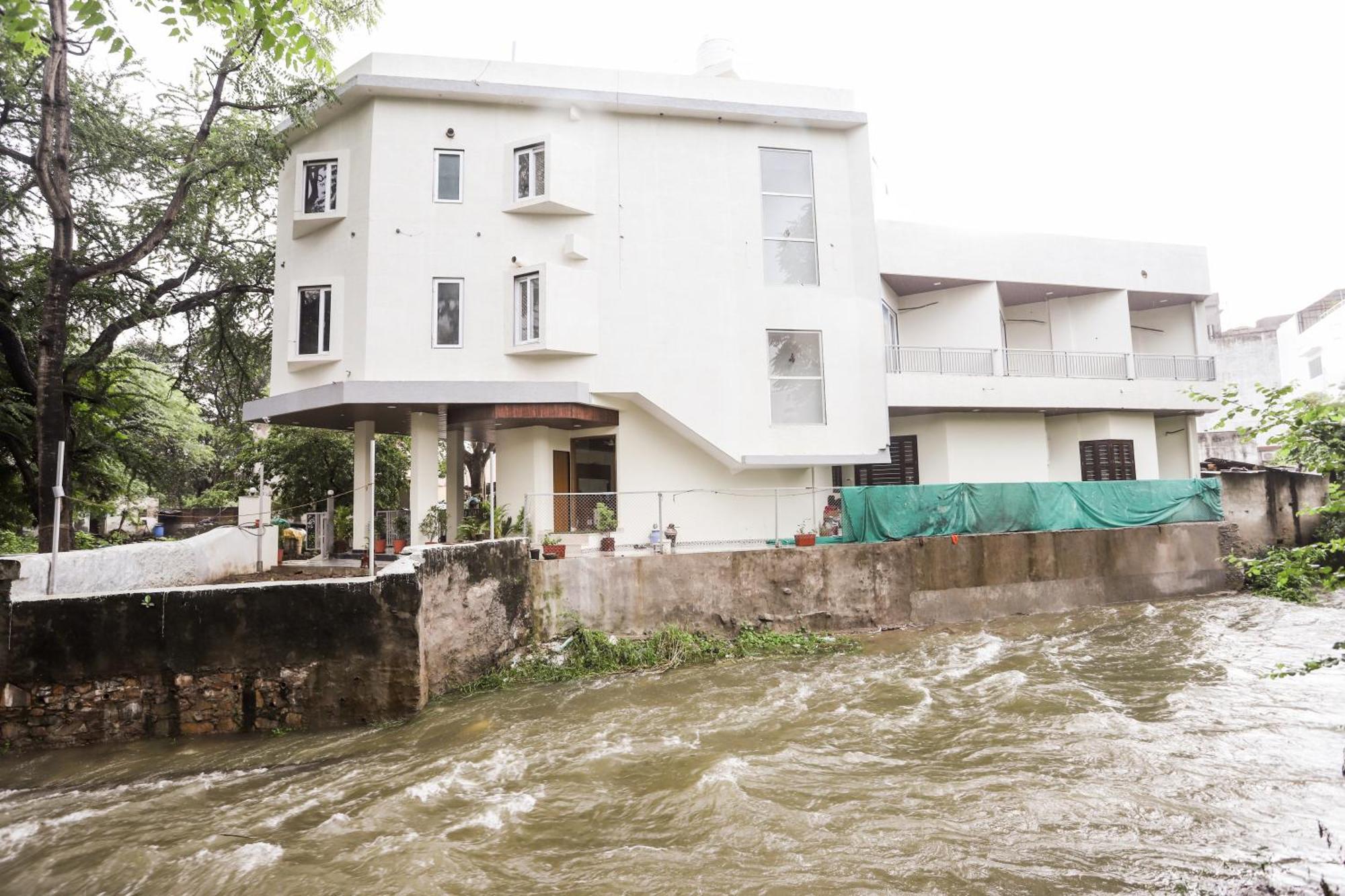 Hotel Indra Palace Udaipur Exterior photo